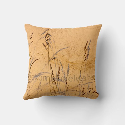 Sommergräser und Schatten Postkartenverpackung Acr Kissen (Rückseite)