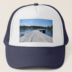 Sommeridyll auf einem einsamen schwedischen Fjord Truckerkappe