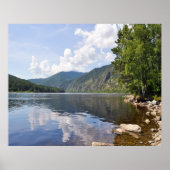 Sommerlandschaft mit Fluss Poster (Vorne)