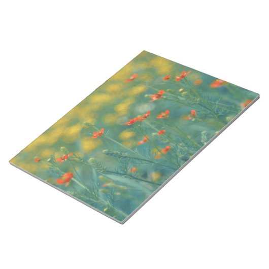 Sommerliche Blume (Blumenfeld) (Rote Blume) Notizblock (angewinkelt)