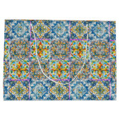 sommerliche italienische floralblaue Kacheln Zitru Große Geschenktüte (Rückseite)