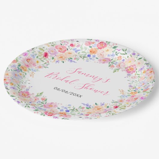 Sommerliche Wildblumen Blumenkohl Brautparty Pappteller (Schrägansicht)