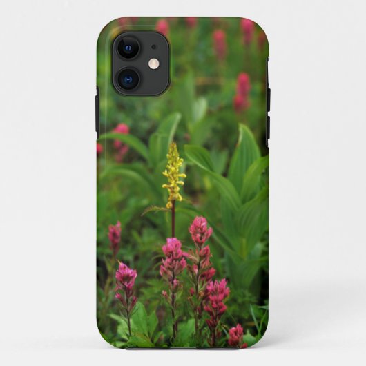 Sommerliche Wildblumen sorgen für einen farbenfroh Case-Mate iPhone Hülle (Rückseite)