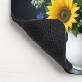 Sommerlicher Blumenstrauß in einer Vase Mousepad (Ecke)