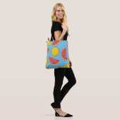 Sommermuster mit Ananas und Wassermelonart,ba Tasche (Am Model)