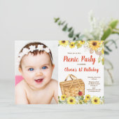 Sommerpicknick im Park Sonnenblumen Foto Einladung (Stehend Vorderseite)