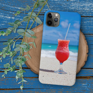 Sommerrote Erdbeermargarita am tropischen Strand iPhone 16 Pro Max Hülle