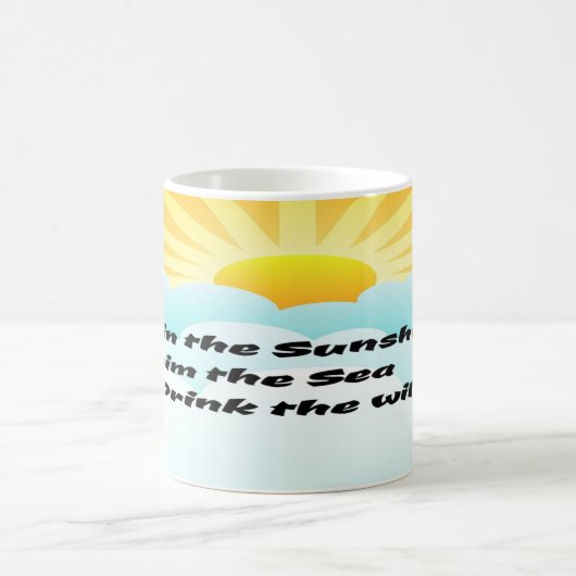 Sommersonne und Surfen Kaffeetasse (Mittel)