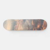 Sommersonnenuntergang Himmel blau, staubige rosa,  Skateboard (Horizontal)