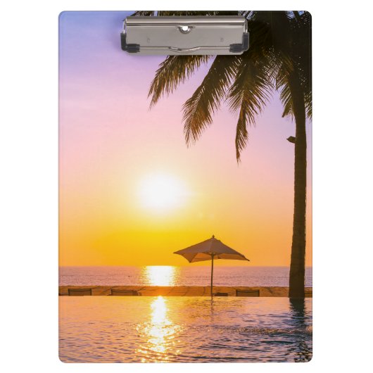 Sommerstrand mit Meer Klemmbrett (Vorderseite)