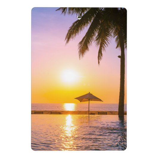 Sommerstrand mit Meer Mini Klemmbrett (Rückseite)