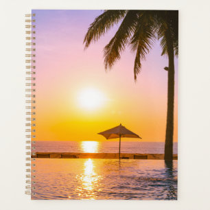 Sommerstrand mit Meer Planer