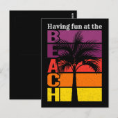 Sommerurlaub mit Spaß im Retro Beach Postkarte (Vorne/Hinten)
