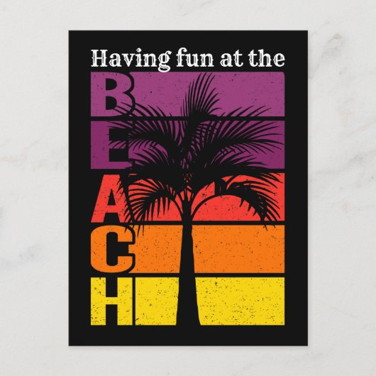Sommerurlaub mit Spaß im Retro Beach Postkarte (Vorderseite)