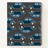 Sommervilla mit Retroauto am Strand Notizblock (Rückseite)