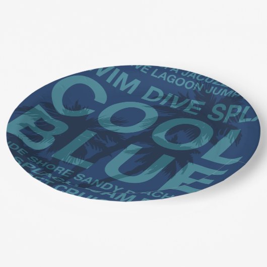 Sommerwörter Poolside und Palmen Tree Pappteller (Schrägansicht)