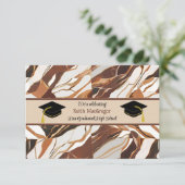 Son Abschluss Celebration in Braunbraune Marmor Einladung (Stehend Vorderseite)