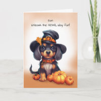 Son Halloween Niedlicher Schwarzer Hund trägt Hut