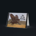 Son Pegasus Geburtstagskarte Karte<br><div class="desc">Phantastisches, Vintages Bild eines schwarzen Pegasus, der bereit zum Fliegen ist, wird auf dieser Geburtstagskarte für einen Sohn gezeigt. An der Kartenvorderseite steht: "Son, On Your Birthday", und im Inneren der Karte steht: "Mögen Ihre Träume den Flug nehmen und so hoch wie ein Pegasus, an Ihrem Geburtstag und durch das...</div>