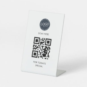 Sonderaktion für QR-Code und Logo hinzufügen Sockelschild