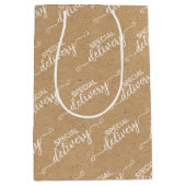 Sonderausgabe Word Art Imitate Rustic Brown Kraft Mittlere Geschenktüte (Vorderseite)