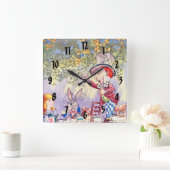 Songs von Alice: Ein Mad Tee Party Quadratische Wanduhr (Zuhause)