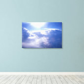 Sonne, die durch Wolken strahlt Leinwanddruck (Insitu (Holzboden))