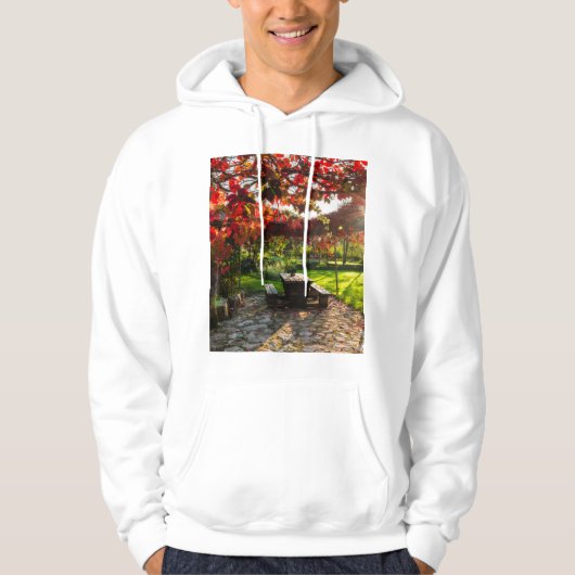 Sonne durch Herbstblätter, Kroatien Hoodie (Vorderseite)