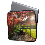 Sonne durch Herbstblätter, Kroatien Laptopschutzhülle (Vorderseite Links)