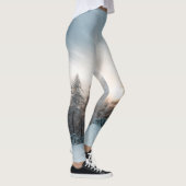 Sonne hinter Fichtenbäumen Leggings (Rechts)