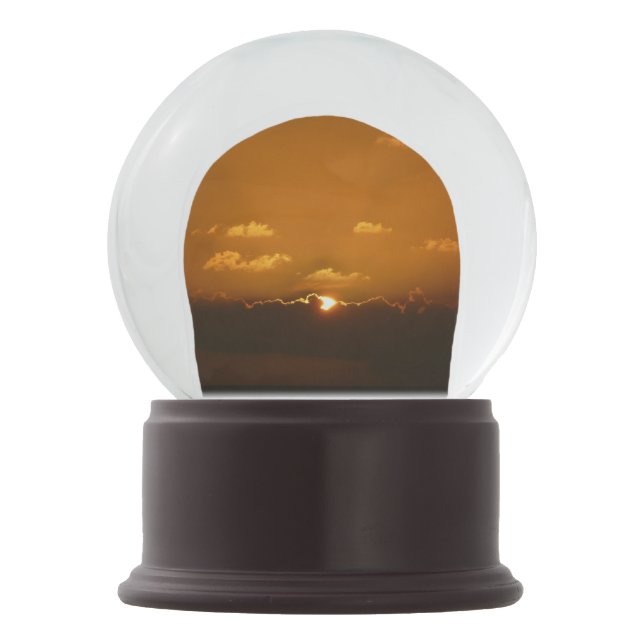 Sonne hinter Wolken I Orange Seascape Schneekugel (Vorderseite)