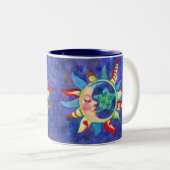 SONNE, MOND & STARS VON SHARON SHARPE ZWEIFARBIGE TASSE (VorderseiteRechts)