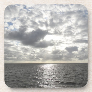 Sonne scheint durch Wolken Getränkeuntersetzer