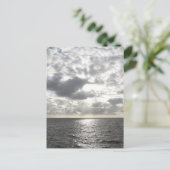 Sonne strahlt durch Wolken Postkarte (Stehend Vorderseite)