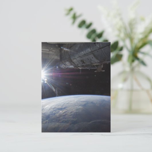 Sonne über dem Horizont der Erde Postkarte (Stehend Vorderseite)