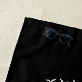 Sonne und ein Getränk in meiner Hand Beach Cruise Strandtuch (Beispiel)