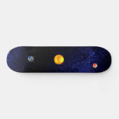 Sonne und Erde auf der Galaxie-Skateboard Skateboard (Horizontal)