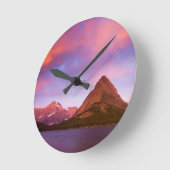 Sonnenaufgang am Gletscher Runde Wanduhr (Winkel)