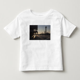 Sonnenaufgang am Plaza San Marco Kleinkind T-shirt
