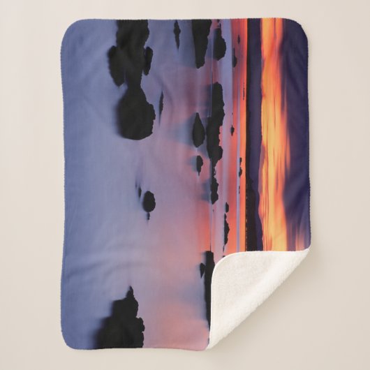 Sonnenaufgang am Schwarzen Punkt des Monosees Sherpadecke (Vorderseite)