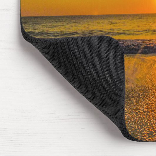 Sonnenaufgang am Strand Mousepad (Ecke)