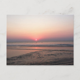Sonnenaufgang am Strand Postkarte