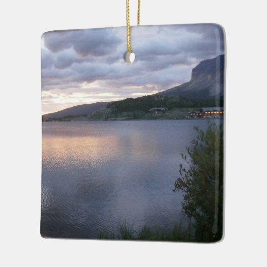 Sonnenaufgang am Swiftcurrent Lake I Keramikornament (Links)