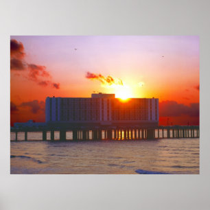 Sonnenaufgang an den Flaggschiff-Hotel-Drucken Poster