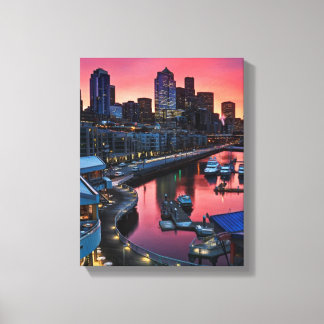 Sonnenaufgang an Pier 66 mit Blick auf Glockenhafe Leinwanddruck