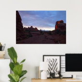 Sonnenaufgang auf dem Windows Trail in Arches Poster (Heimbüro)