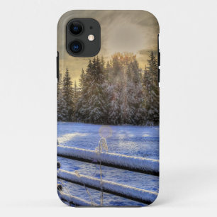 Sonnenaufgang auf einer Winterweide im Schnee Case-Mate iPhone Hülle