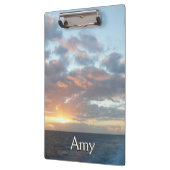 Sonnenaufgang auf See I Pastel Seascape Klemmbrett (Links)