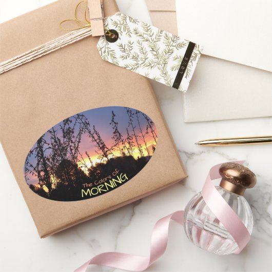 Sonnenaufgang erwärmt das Horizont-Foto individuel Ovaler Aufkleber (Schenken)
