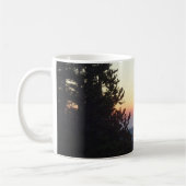 Sonnenaufgang im Wald am Rocky Mountain Kaffeetasse (Links)